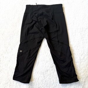 Lululemon Capri Womens 6 Black Stretch Run For Your Life Cropped Ruched Leggings